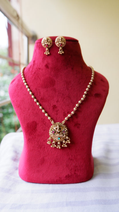 Lakshmi Heritage Temple Pendent & Earring Set
