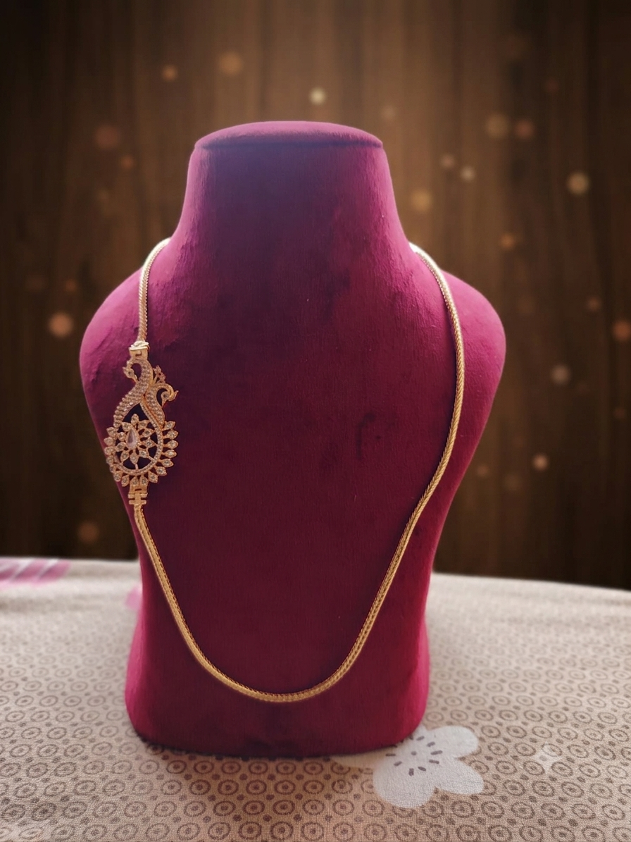 Regal Paisley Peacock Mugappu Chain