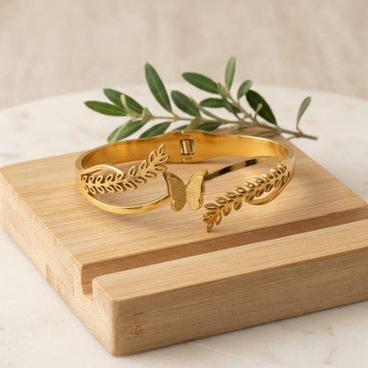Mariposa Butterfly Anti-Tarnish Gold Cuff Bracelet