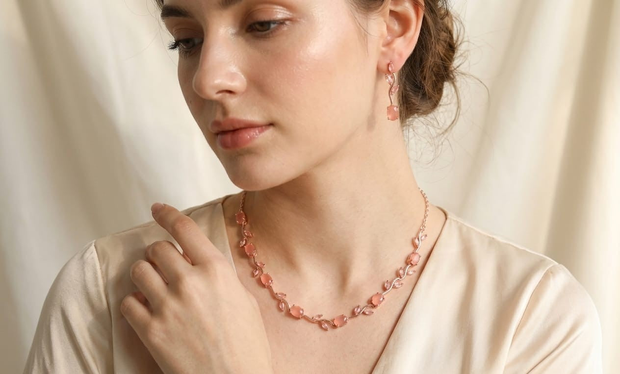 Tulip Vine Necklace & Earrings Set